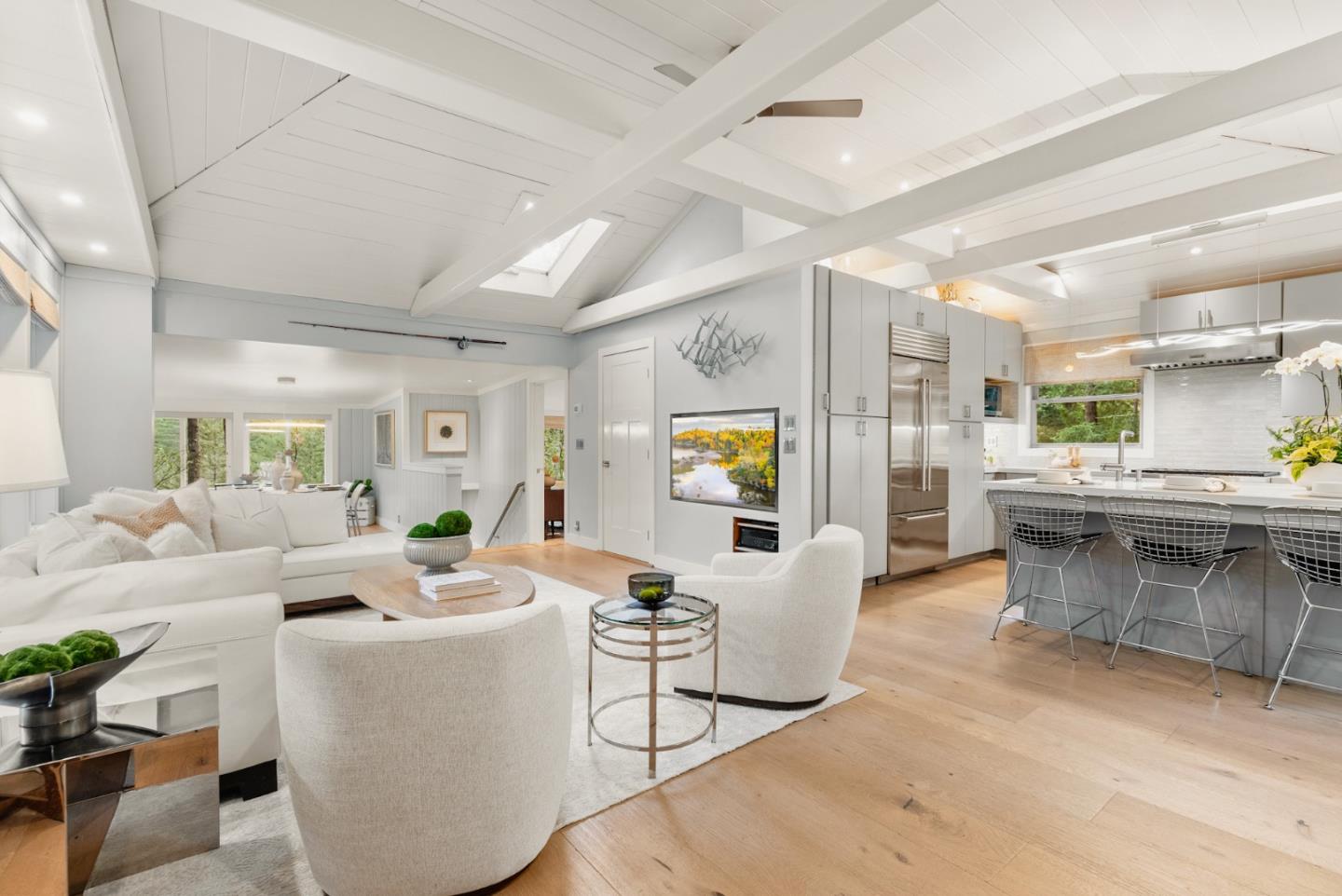 Detail Gallery Image 6 of 67 For 13499 La Honda Rd, Woodside,  CA 94062 - 4 Beds | 2 Baths