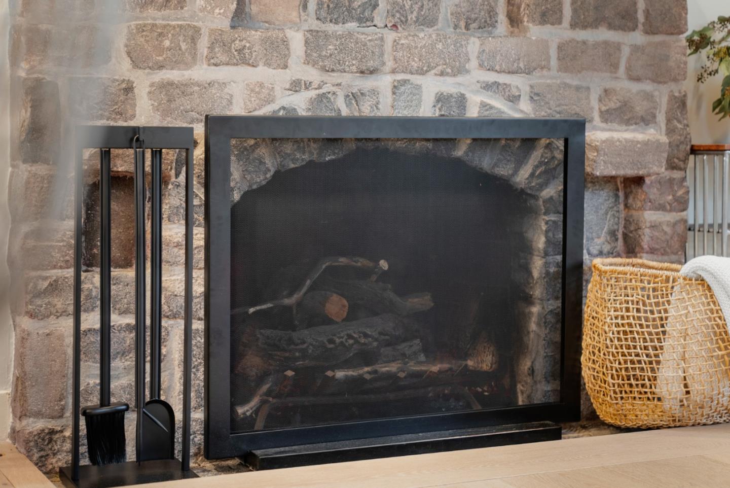 Detail Gallery Image 9 of 67 For 13499 La Honda Rd, Woodside,  CA 94062 - 4 Beds | 2 Baths