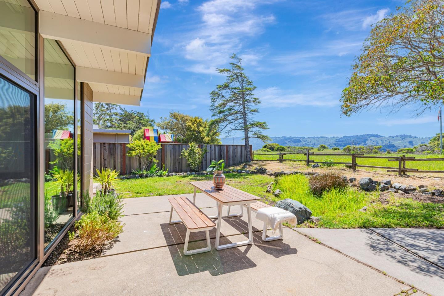Detail Gallery Image 26 of 27 For 2104 Lexington Ave, San Mateo,  CA 94402 - 3 Beds | 2 Baths