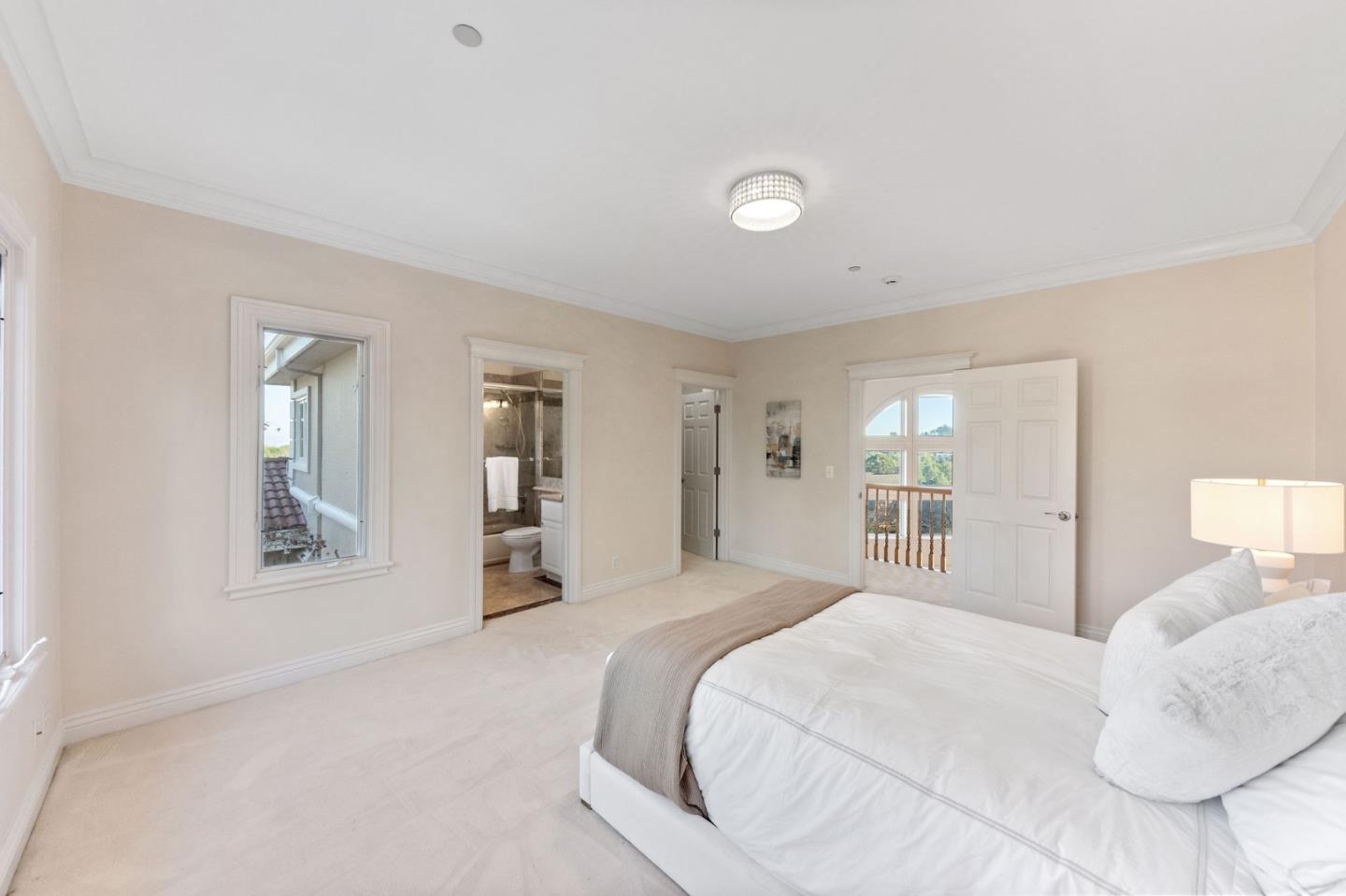 Detail Gallery Image 61 of 98 For 2496 Butternut Dr, Hillsborough,  CA 94010 - 5 Beds | 6/1 Baths