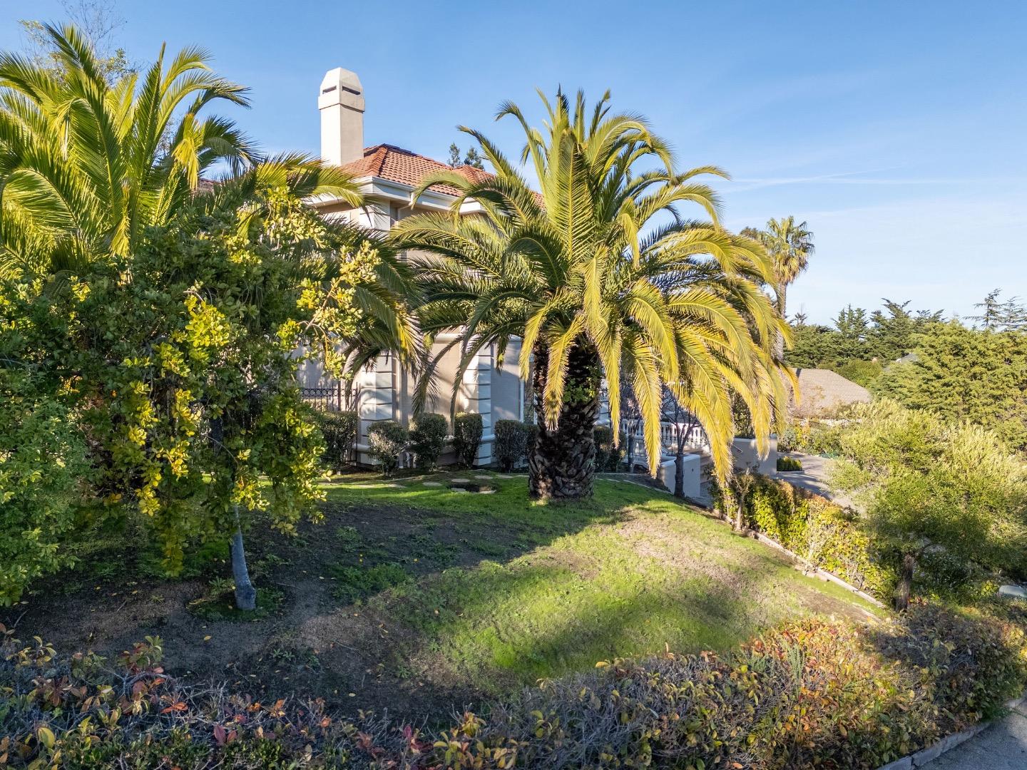 Detail Gallery Image 78 of 98 For 2496 Butternut Dr, Hillsborough,  CA 94010 - 5 Beds | 6/1 Baths