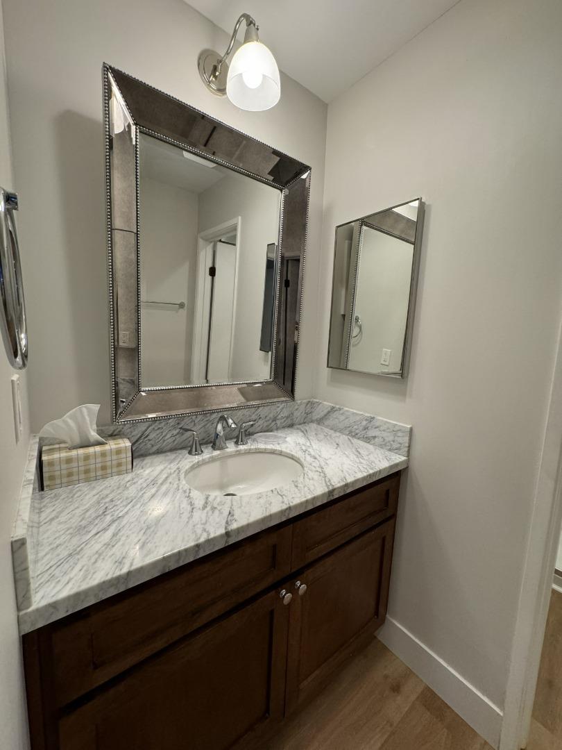 Detail Gallery Image 12 of 18 For 410 Sheridan Ave #226,  Palo Alto,  CA 94306 - 1 Beds | 1 Baths