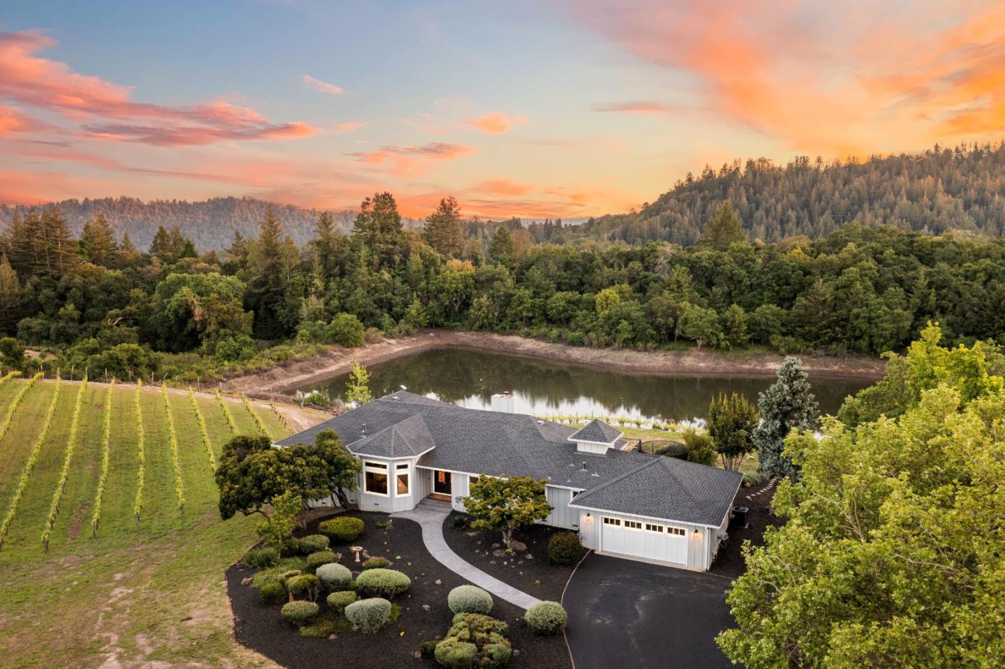 Detail Gallery Image 2 of 111 For 375 Old Mount Rd, Felton,  CA 95018 - 3 Beds | 2/1 Baths