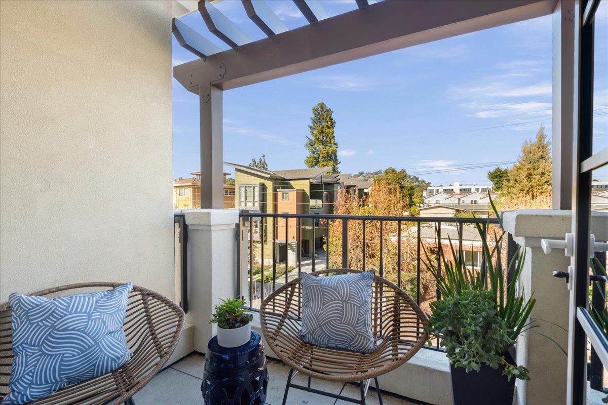 Detail Gallery Image 31 of 37 For 1501 Cherry St #304,  San Carlos,  CA 94070 - 2 Beds | 2 Baths