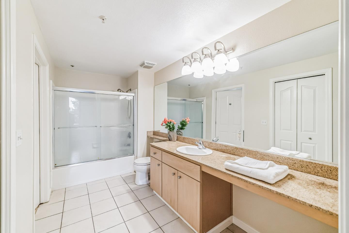 Detail Gallery Image 10 of 14 For 801 S Winchester Blvd #6206,  San Jose,  CA 95128 - 1 Beds | 1 Baths