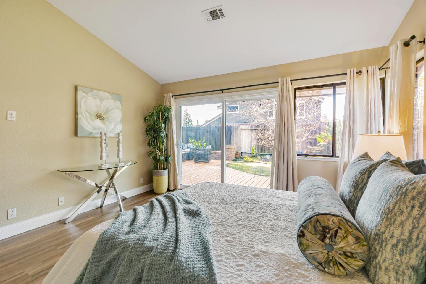 Detail Gallery Image 22 of 34 For 4952 Green Hills Cir, Antioch,  CA 94531 - 3 Beds | 2 Baths