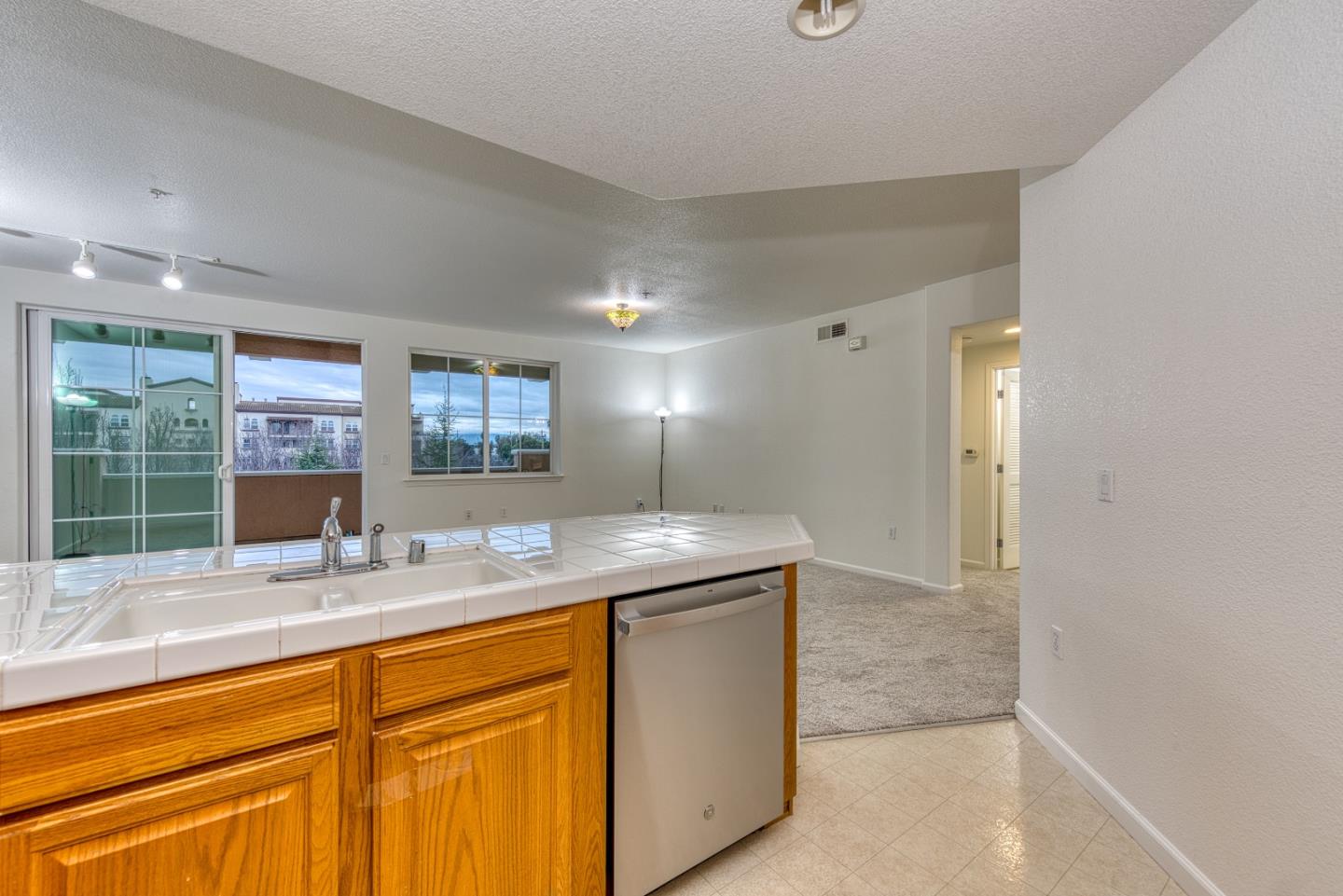 Detail Gallery Image 16 of 69 For 700 S Abel St #315,  Milpitas,  CA 95035 - 2 Beds | 2 Baths