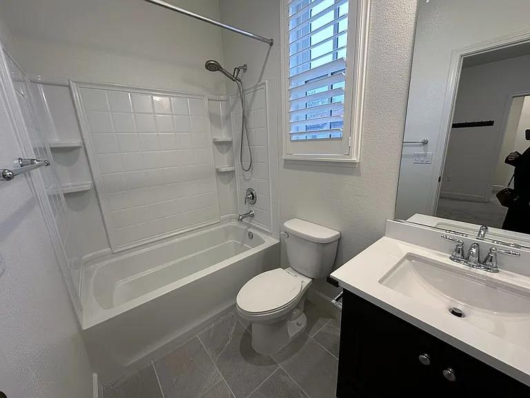 Detail Gallery Image 15 of 21 For 33411 Madelyn Ter, Union City,  CA 94587 - 2 Beds | 2/1 Baths