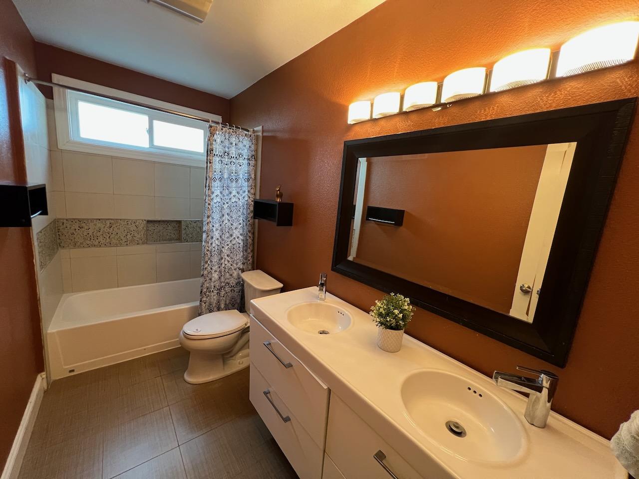 Detail Gallery Image 15 of 27 For 35141 Cardiff St, Newark,  CA 94560 - 4 Beds | 2/1 Baths