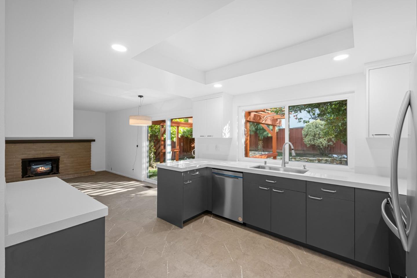 Detail Gallery Image 18 of 57 For 1145 Braemer Ct, San Jose,  CA 95132 - 4 Beds | 2/1 Baths