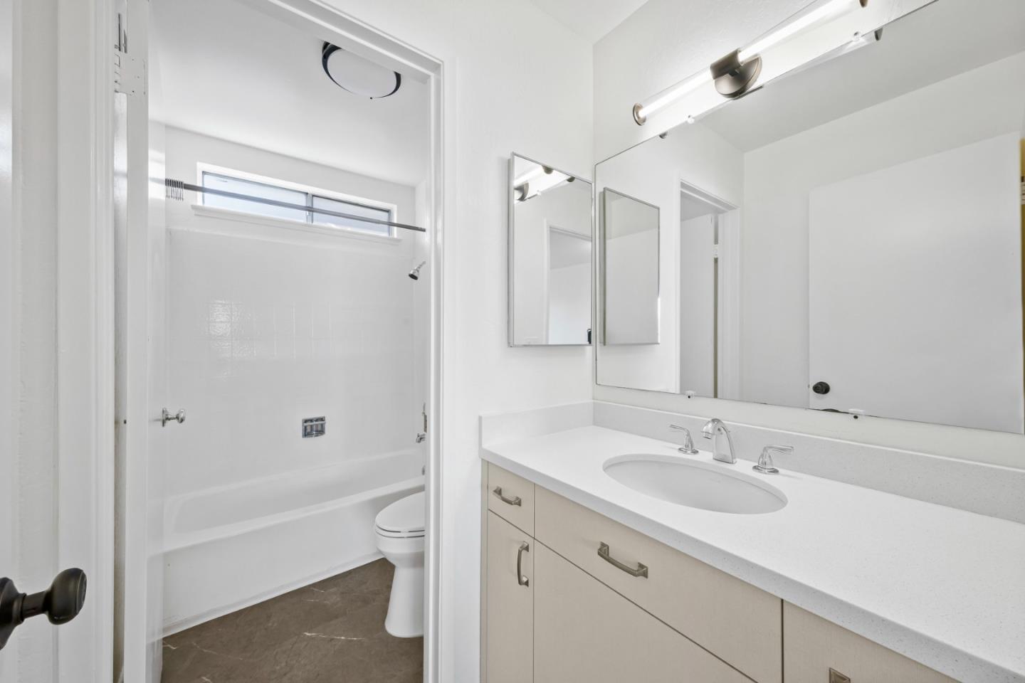 Detail Gallery Image 27 of 57 For 1145 Braemer Ct, San Jose,  CA 95132 - 4 Beds | 2/1 Baths