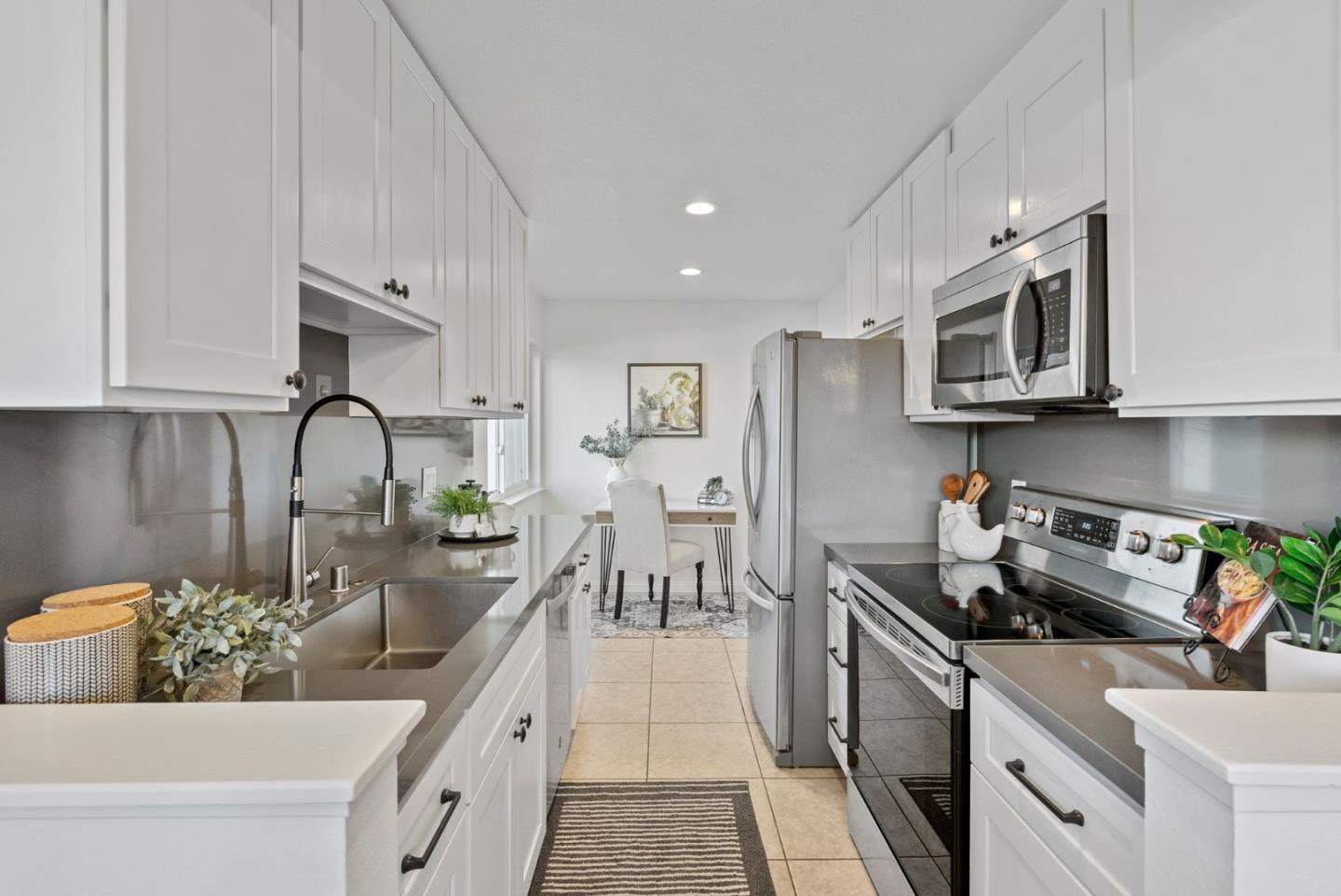 Detail Gallery Image 15 of 42 For 1025 Shell Blvd #2,  Foster City,  CA 94404 - 2 Beds | 2 Baths