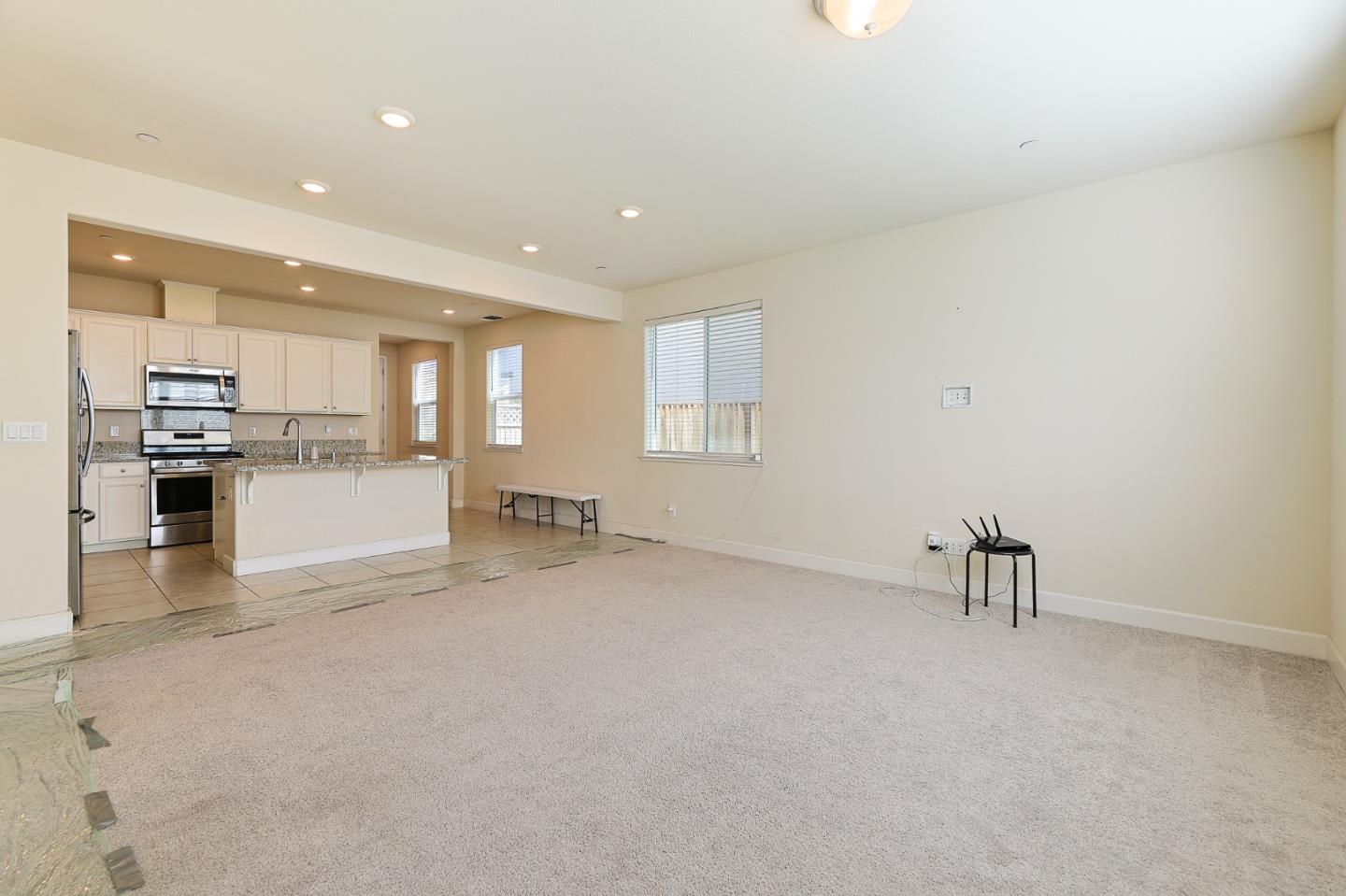 1068 Sardinia Dr, Salinas, CA 93905 photo 11