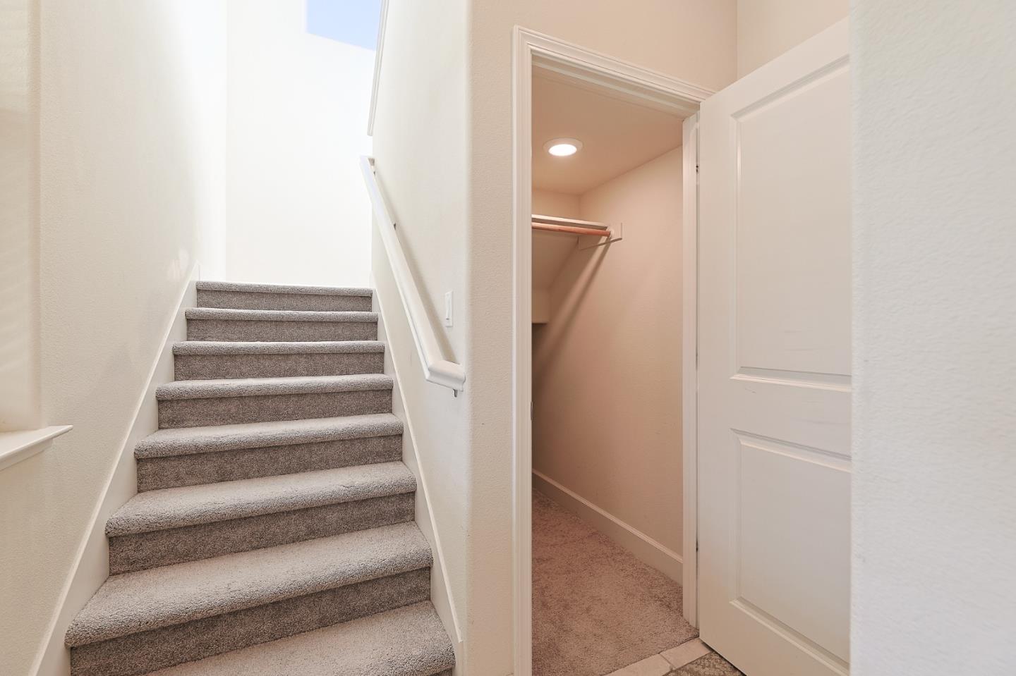 1068 Sardinia Dr, Salinas, CA 93905 photo 18