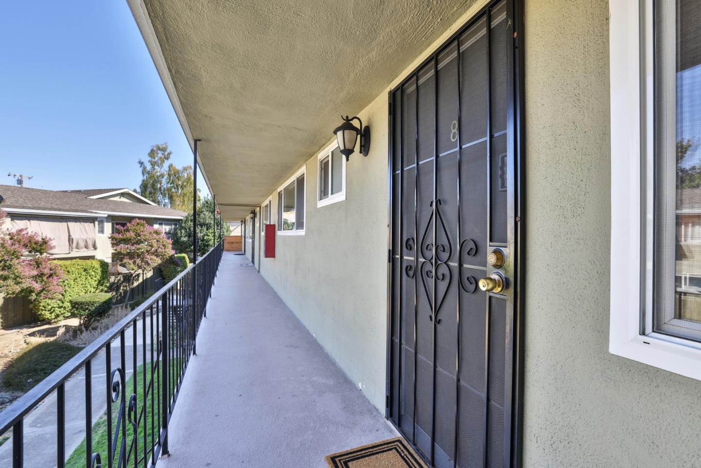 Detail Gallery Image 4 of 31 For 3598 Payne Ave #8,  San Jose,  CA 95117 - 2 Beds | 1 Baths