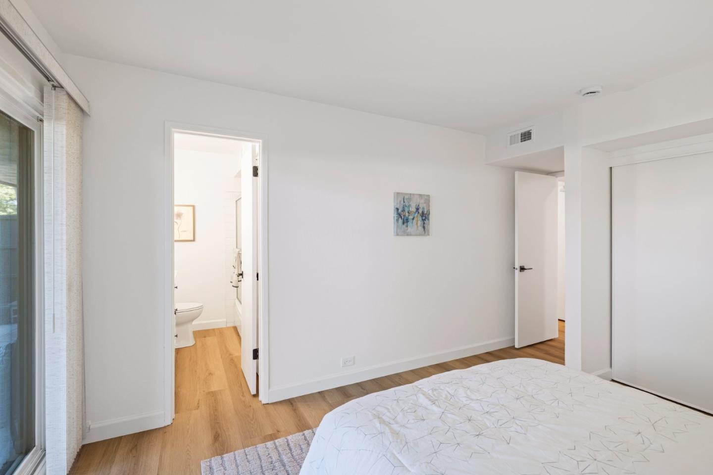 Detail Gallery Image 17 of 45 For 5101 Admiralty Ln, Foster City,  CA 94404 - 2 Beds | 2 Baths