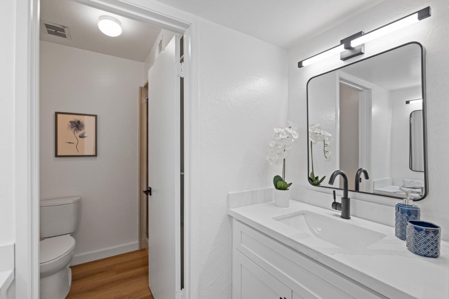 Detail Gallery Image 24 of 45 For 5101 Admiralty Ln, Foster City,  CA 94404 - 2 Beds | 2 Baths