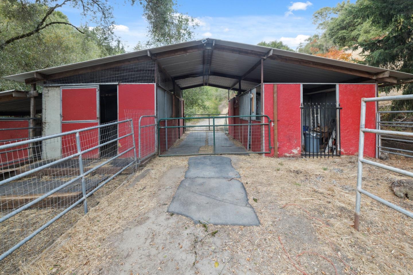 Detail Gallery Image 55 of 111 For 1600 Nelson Rd, Scotts Valley,  CA 95066 - 3 Beds | 2 Baths