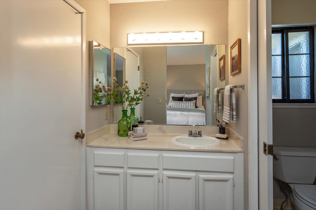 Detail Gallery Image 14 of 23 For 18971 Sara Park Cir, Saratoga,  CA 95070 - 3 Beds | 2/1 Baths