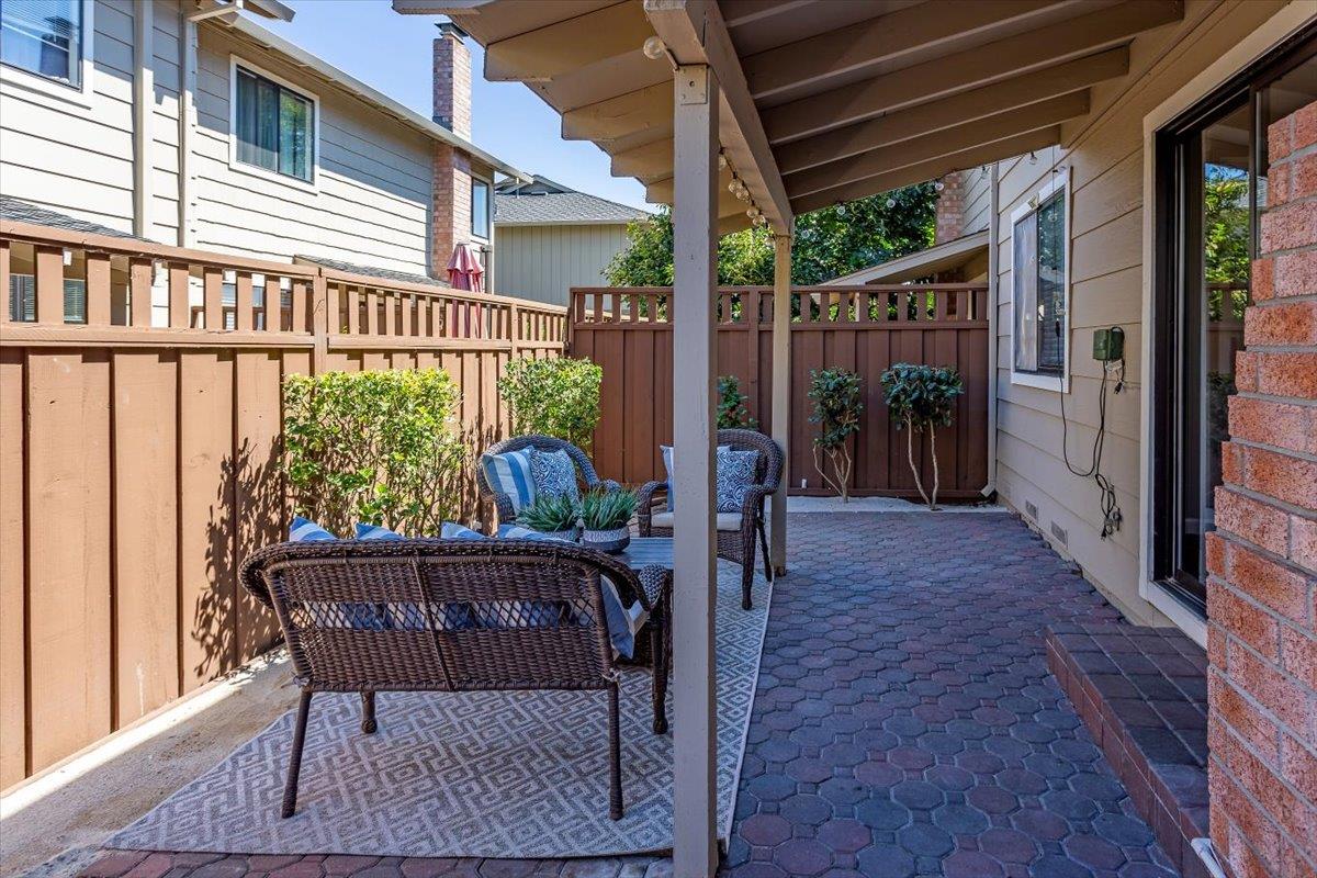 Detail Gallery Image 21 of 23 For 18971 Sara Park Cir, Saratoga,  CA 95070 - 3 Beds | 2/1 Baths