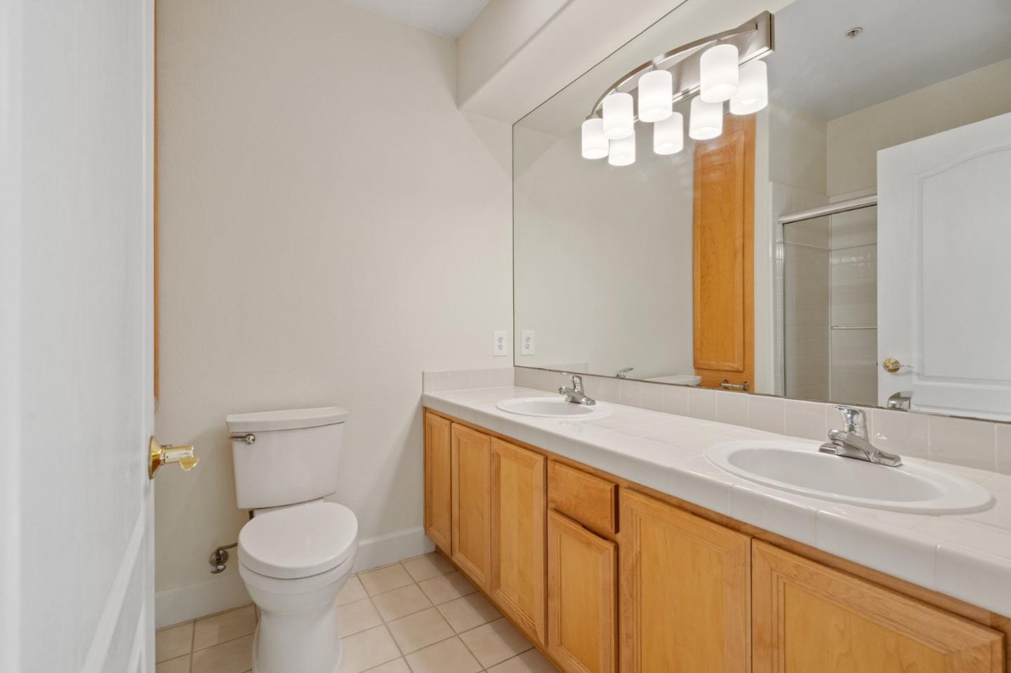 Detail Gallery Image 8 of 17 For 852 Diablo Ave #310,  Novato,  CA 94947 - 2 Beds | 2 Baths