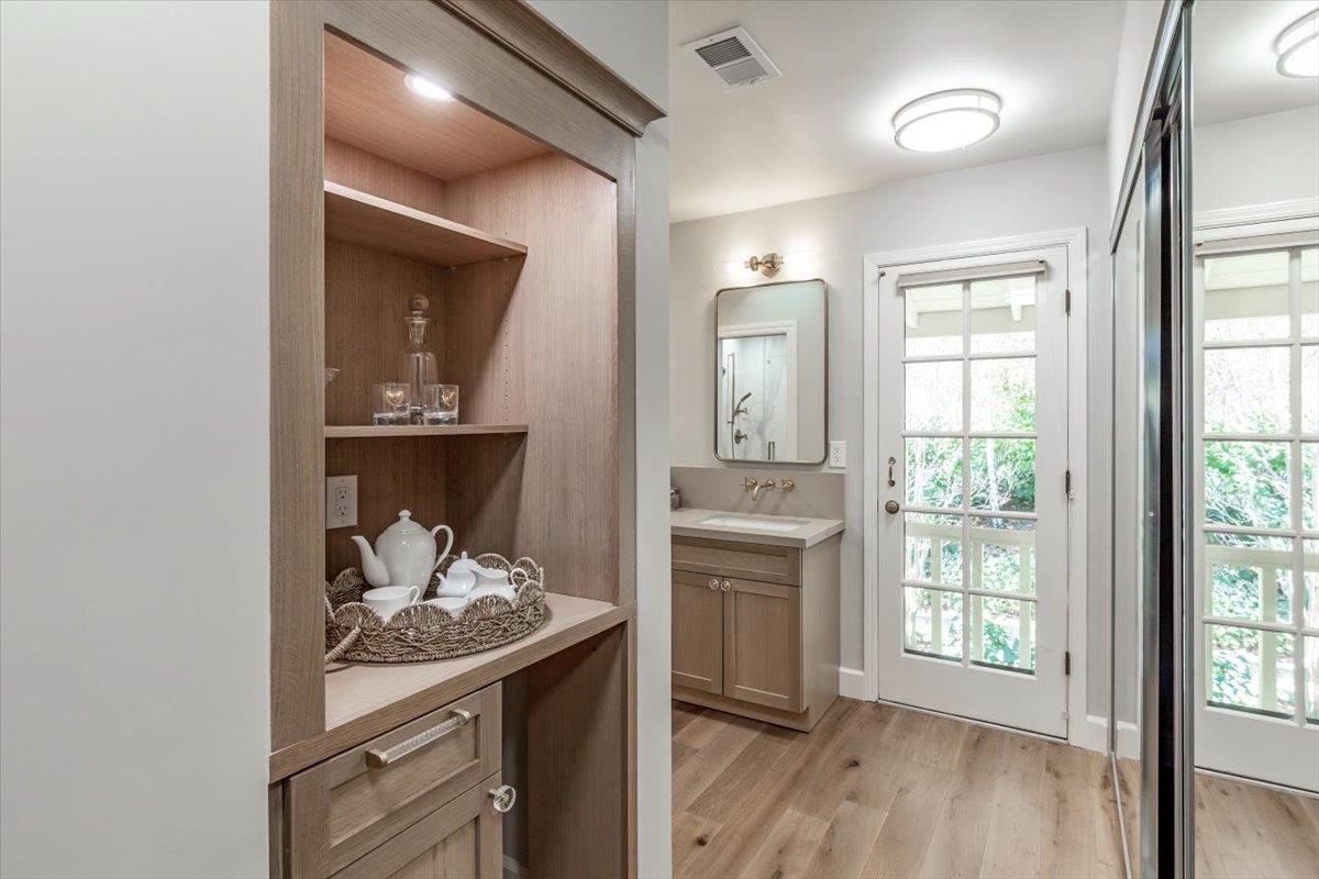 Detail Gallery Image 23 of 33 For 14666 Wild Berry, Saratoga,  CA 95070 - 3 Beds | 2/1 Baths