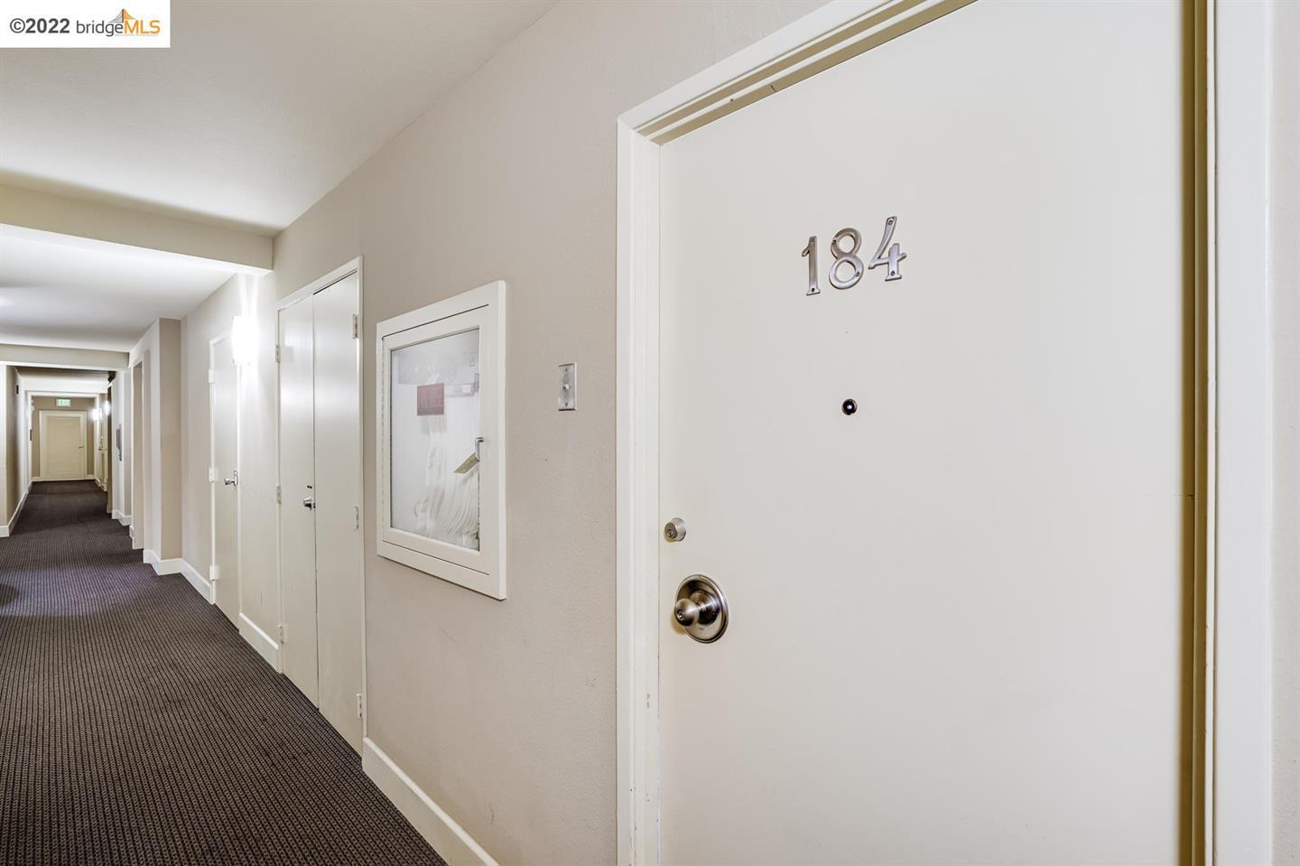 Detail Gallery Image 12 of 23 For 1555 Lakeside #184,  Oakland,  CA 94612 - 2 Beds | 2 Baths