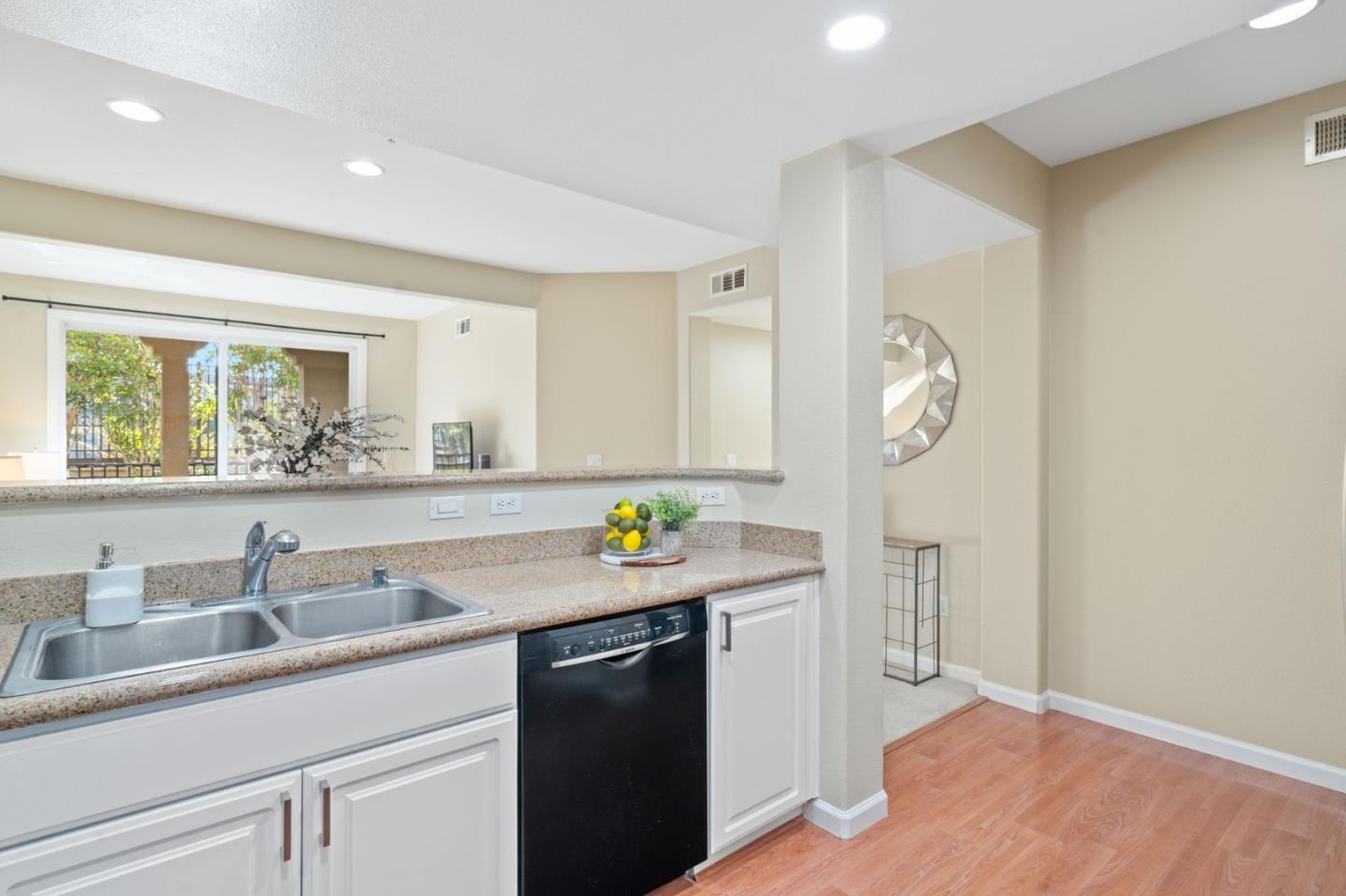 Detail Gallery Image 13 of 39 For 1883 Agnew Rd #241,  Santa Clara,  CA 95054 - 2 Beds | 2 Baths