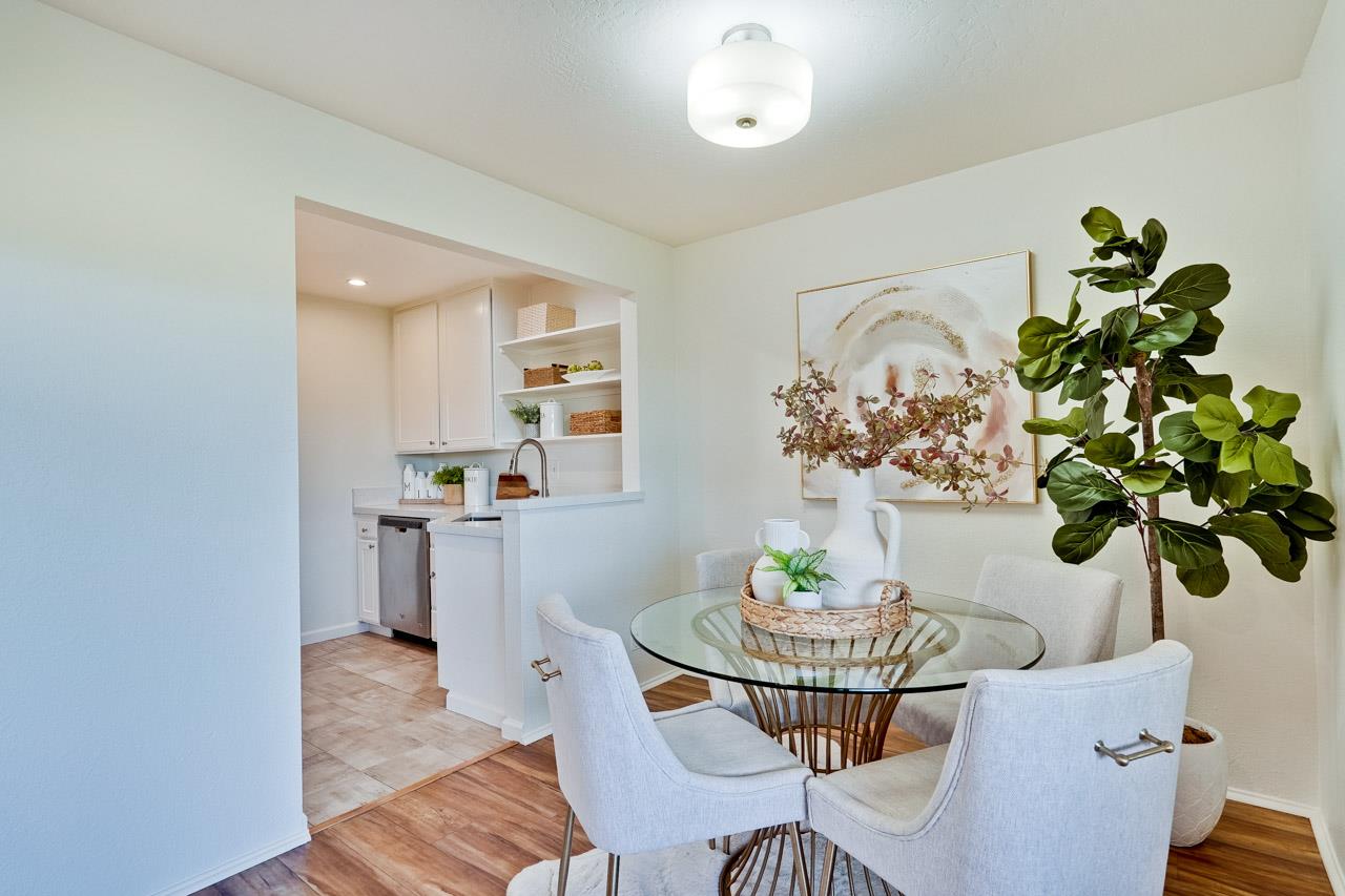 Detail Gallery Image 10 of 36 For 2739 Mauricia Ave #B,  Santa Clara,  CA 95051 - 2 Beds | 2 Baths