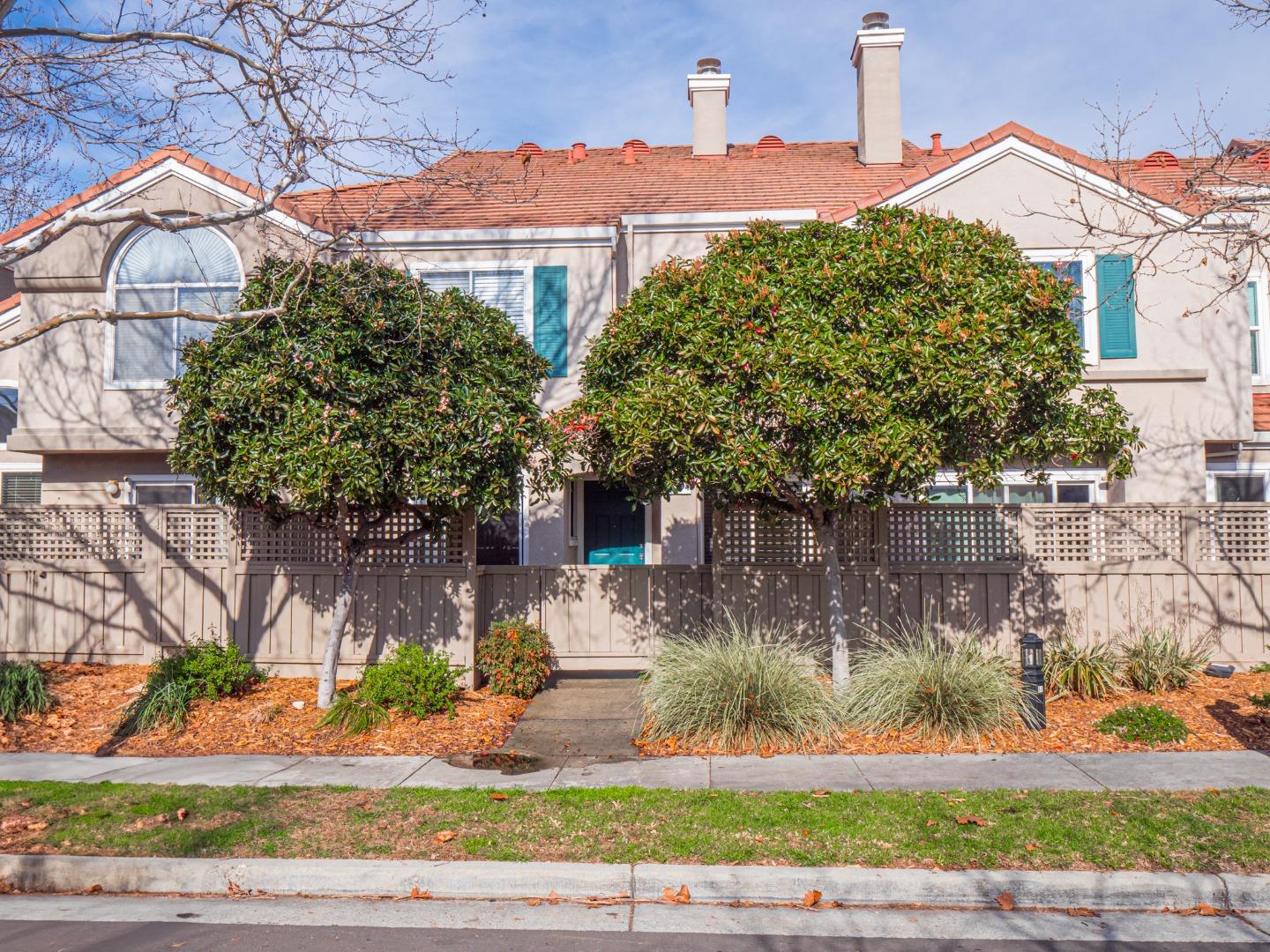 Detail Gallery Image 1 of 62 For 4194 Sophia Way, San Jose,  CA 95134 - 2 Beds | 2/1 Baths