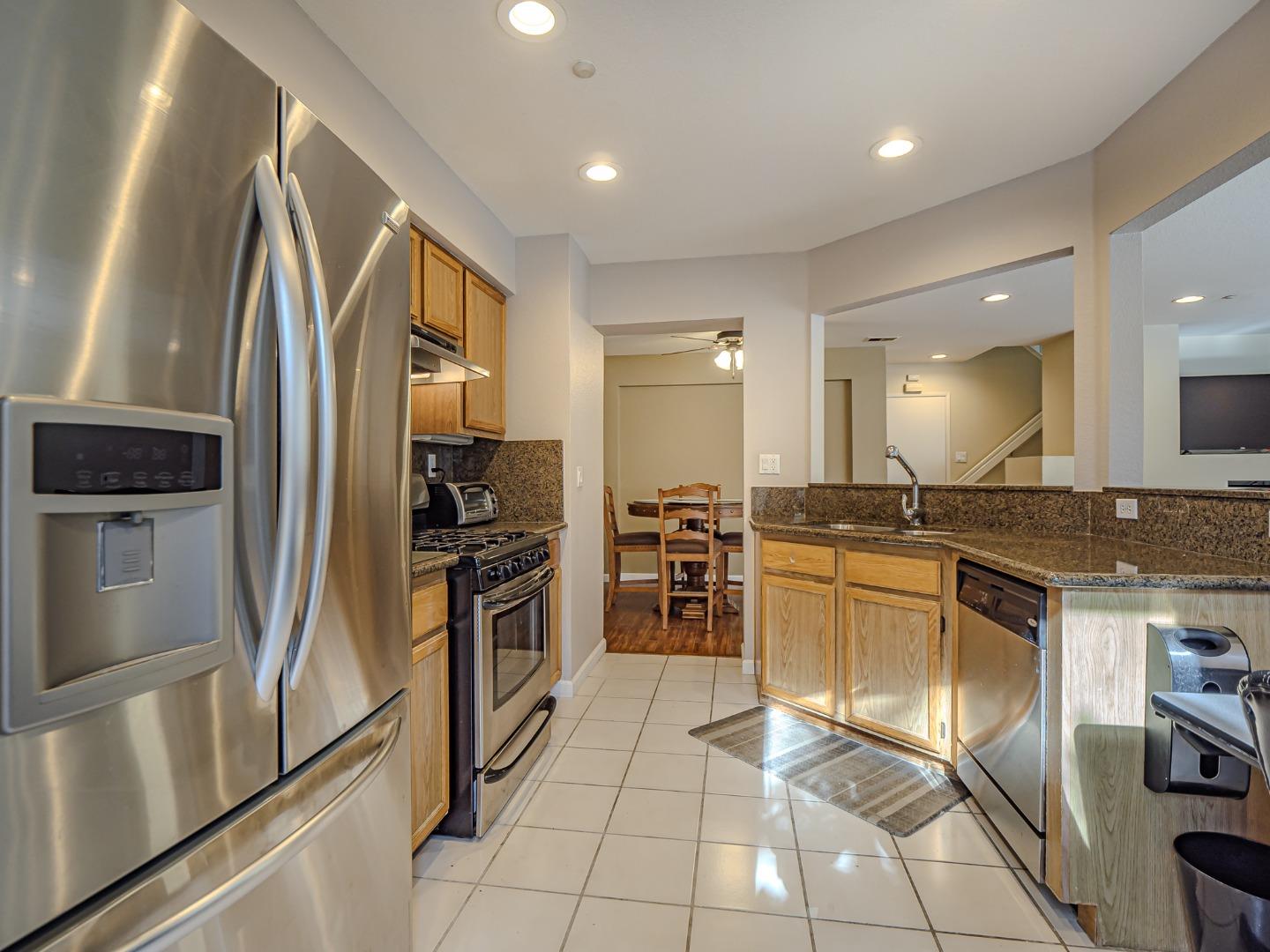 Detail Gallery Image 42 of 62 For 4194 Sophia Way, San Jose,  CA 95134 - 2 Beds | 2/1 Baths