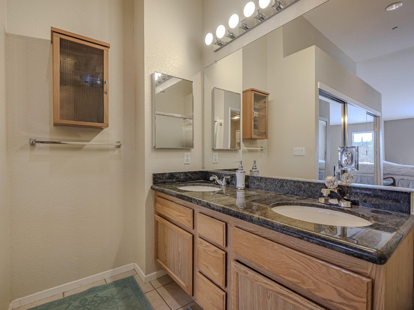 Detail Gallery Image 59 of 62 For 4194 Sophia Way, San Jose,  CA 95134 - 2 Beds | 2/1 Baths