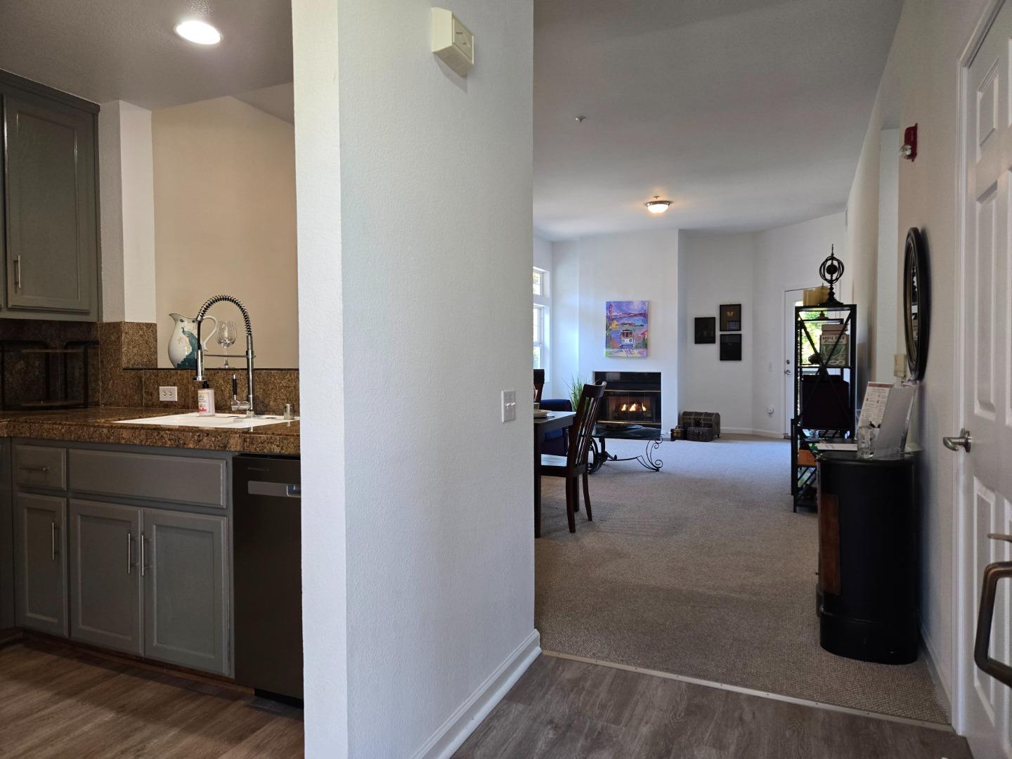 Detail Gallery Image 6 of 31 For 625 Callippe Ct, Brisbane,  CA 94005 - 3 Beds | 2 Baths