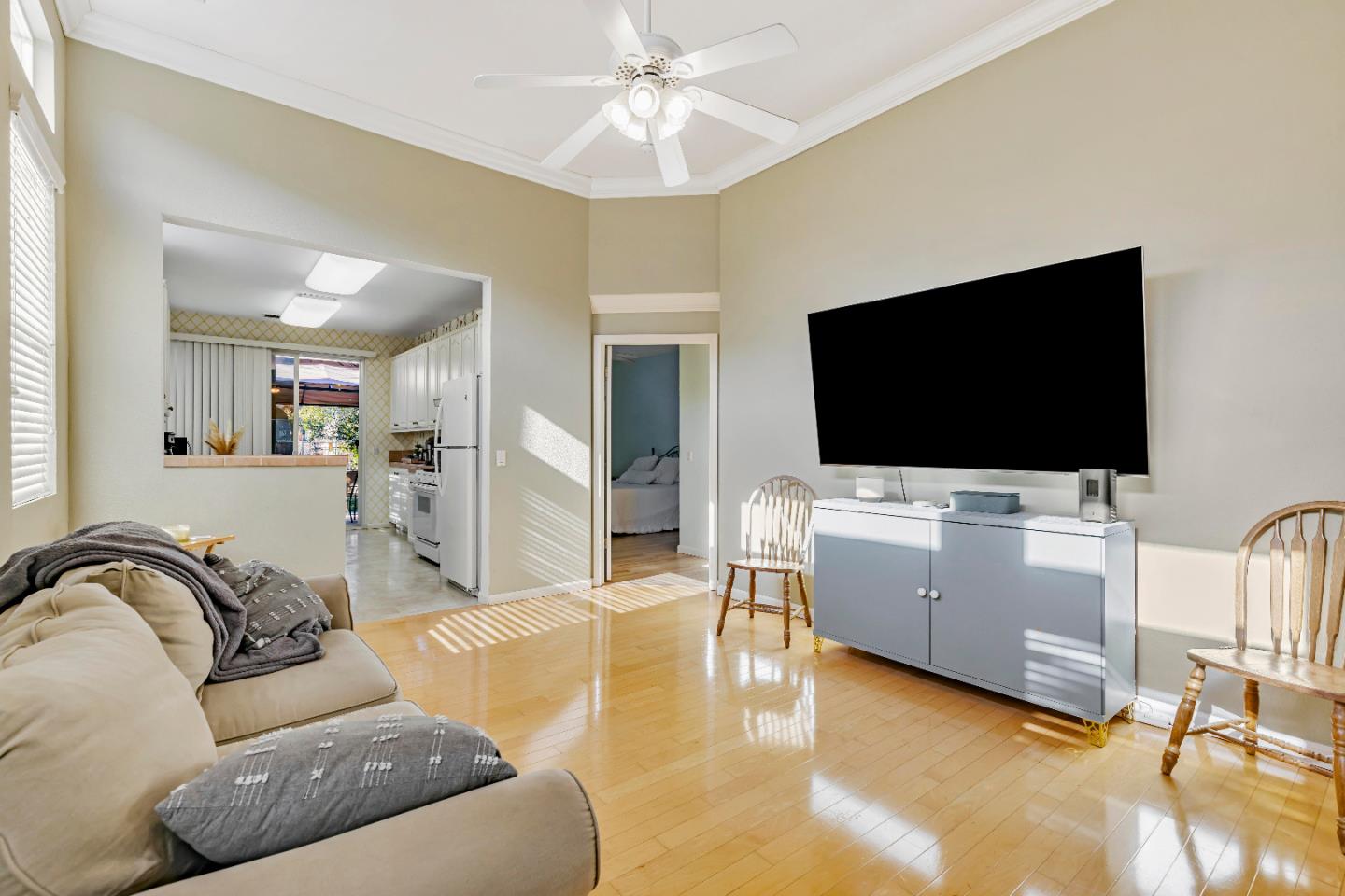 Detail Gallery Image 3 of 21 For 197 Summerset Dr, Brentwood,  CA 94513 - 2 Beds | 2 Baths