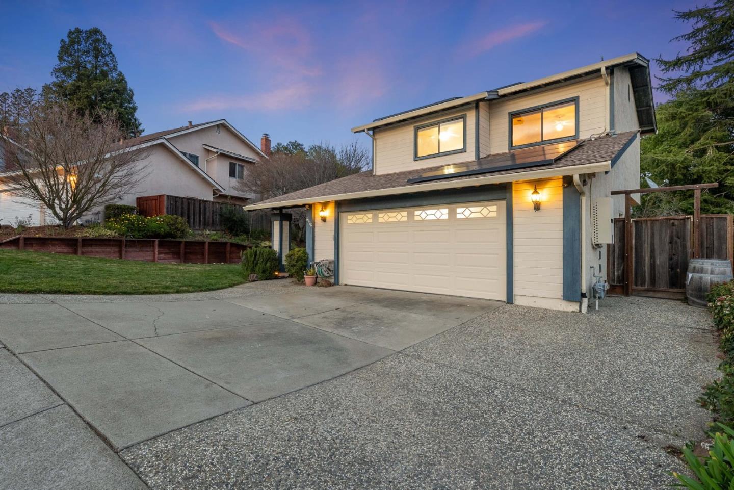 Detail Gallery Image 5 of 78 For 6028 Slopeview Ct, Castro Valley,  CA 94552 - 4 Beds | 3 Baths