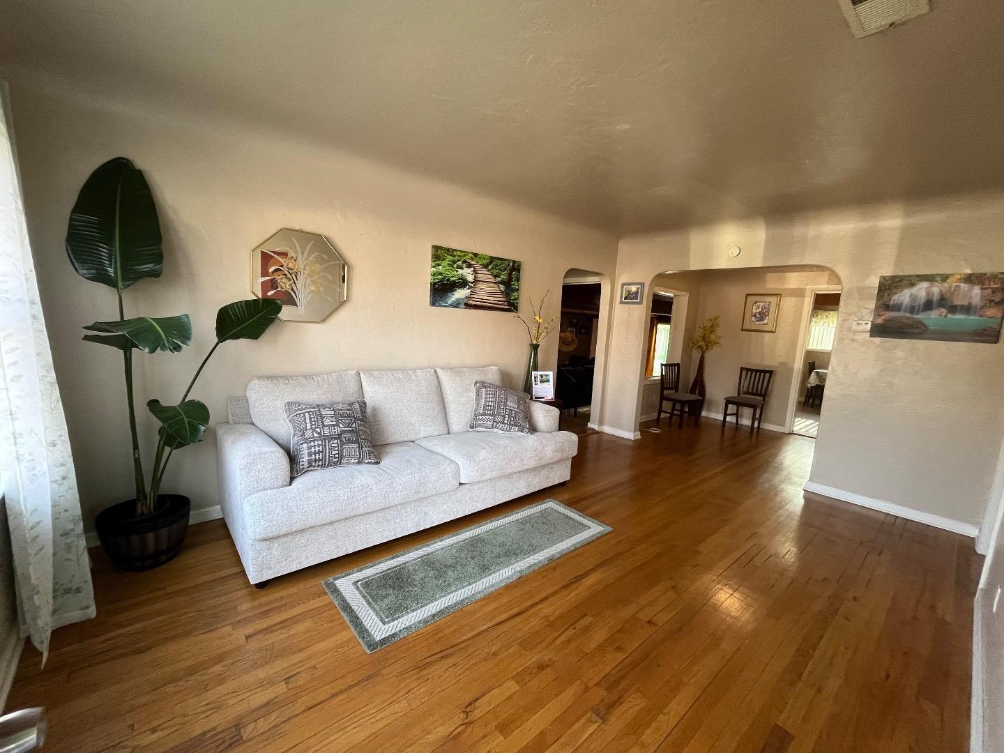 530 E 18th St, Merced, CA 95340 photo 4