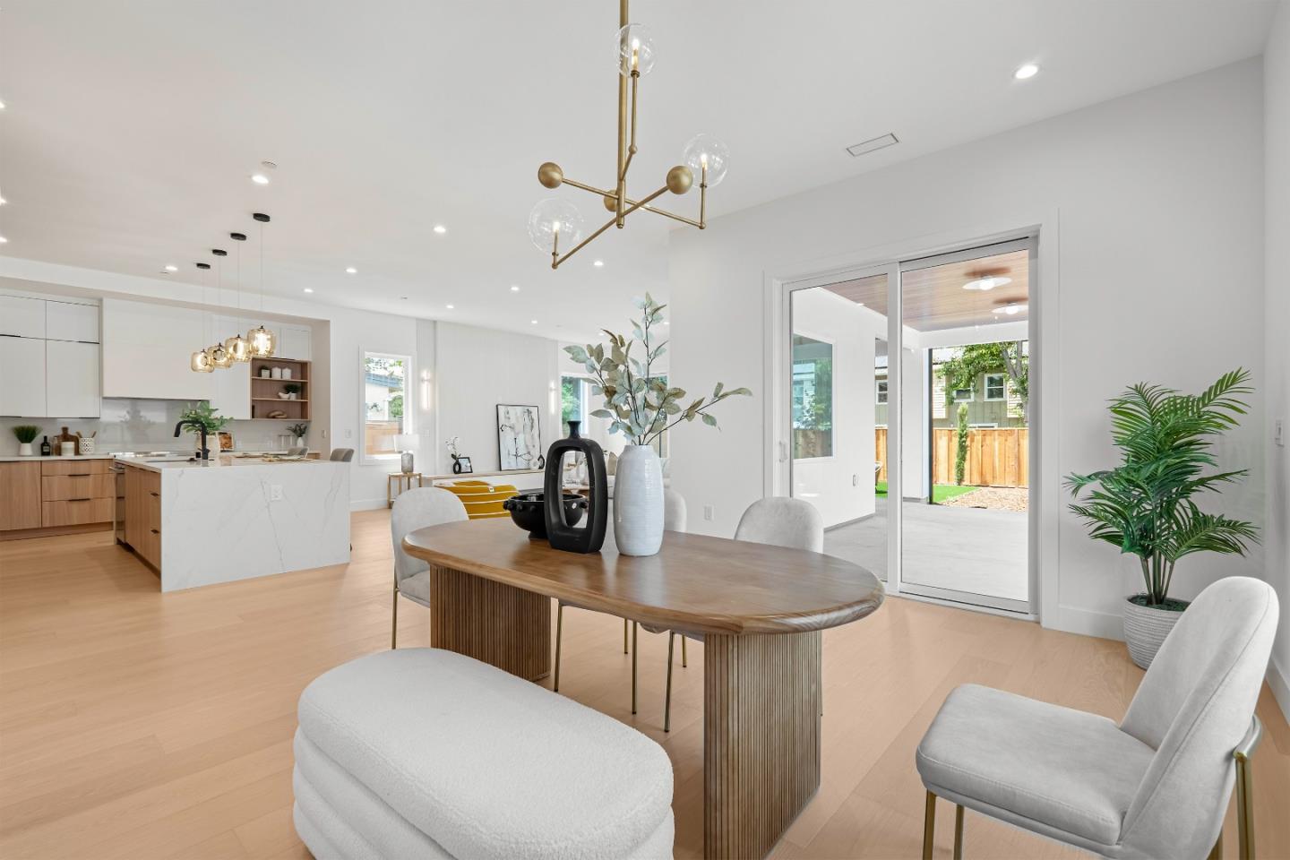 Detail Gallery Image 11 of 48 For 246 Farley St, Mountain View,  CA 94043 - 4 Beds | 3 Baths