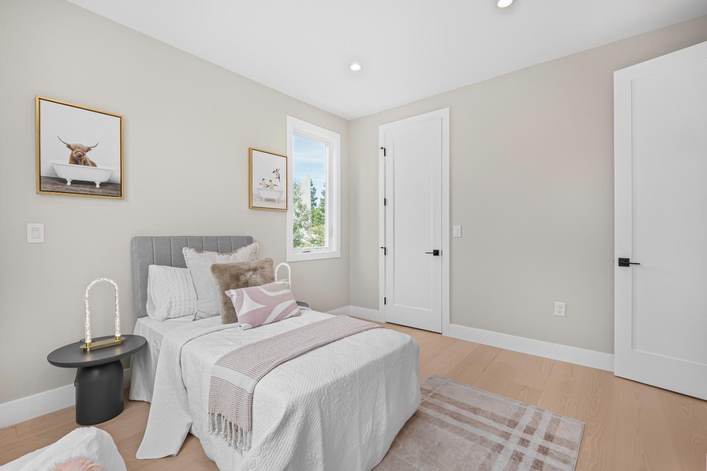 Detail Gallery Image 21 of 48 For 246 Farley St, Mountain View,  CA 94043 - 4 Beds | 3 Baths