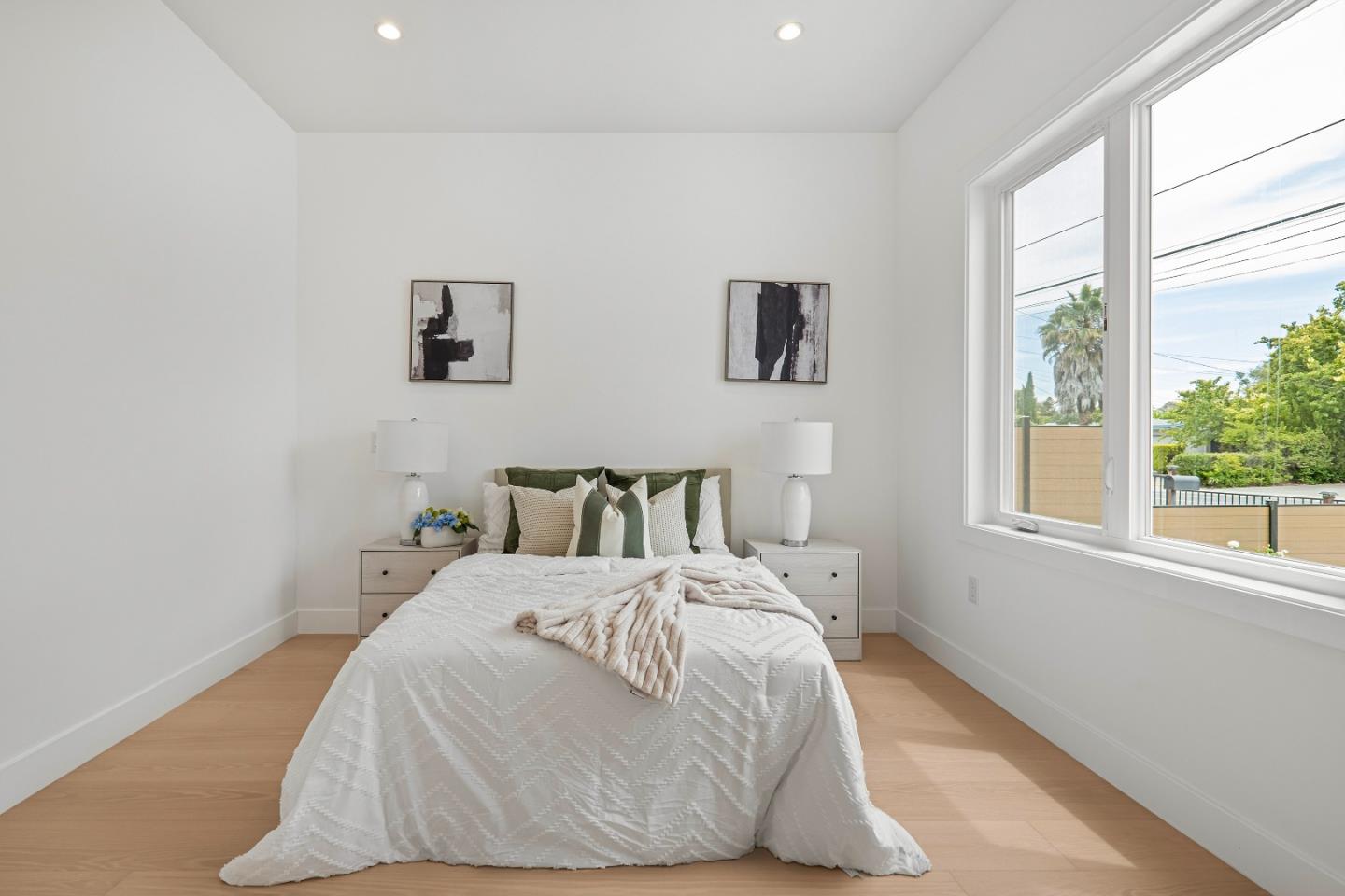 Detail Gallery Image 27 of 48 For 246 Farley St, Mountain View,  CA 94043 - 4 Beds | 3 Baths