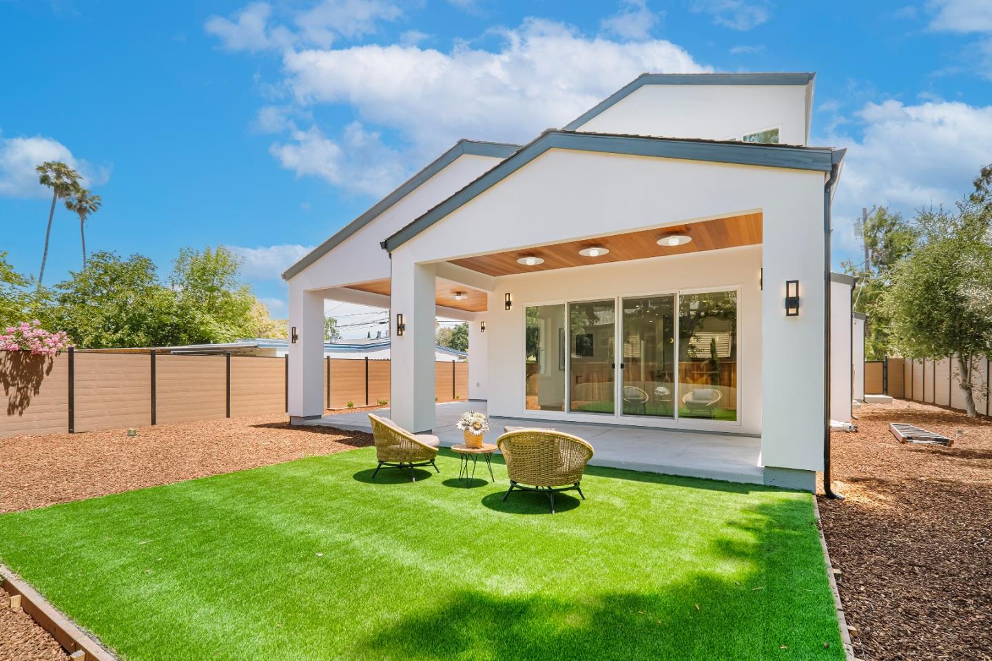 Detail Gallery Image 44 of 48 For 246 Farley St, Mountain View,  CA 94043 - 4 Beds | 3 Baths