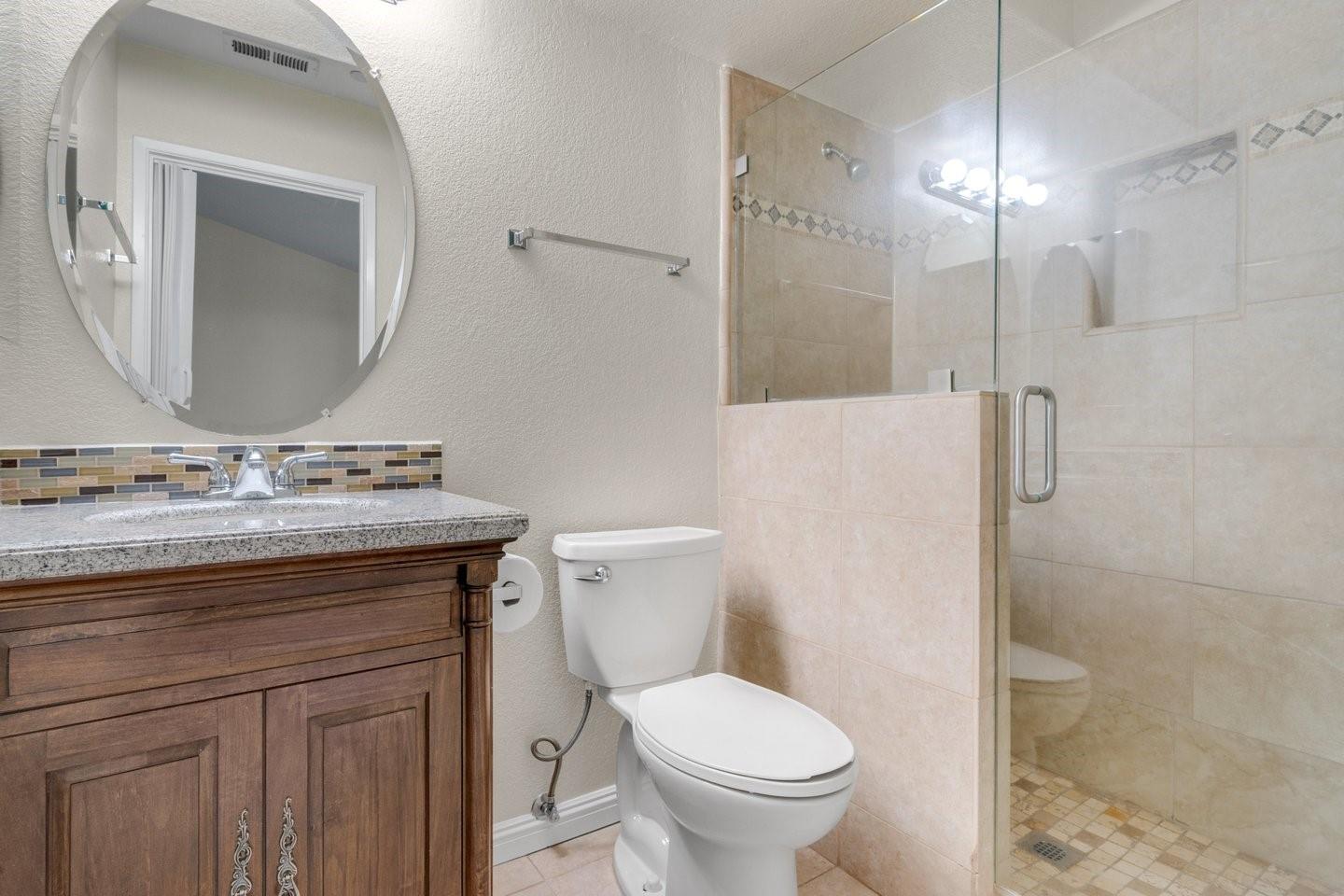 Detail Gallery Image 19 of 28 For 6995 Rodling Dr #D,  San Jose,  CA 95138 - 3 Beds | 2/1 Baths