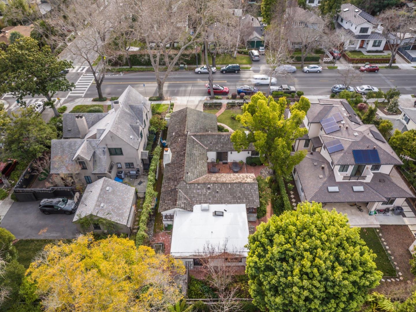 Detail Gallery Image 48 of 52 For 1861 Middlefield Rd, Palo Alto,  CA 94301 - 3 Beds | 2/1 Baths