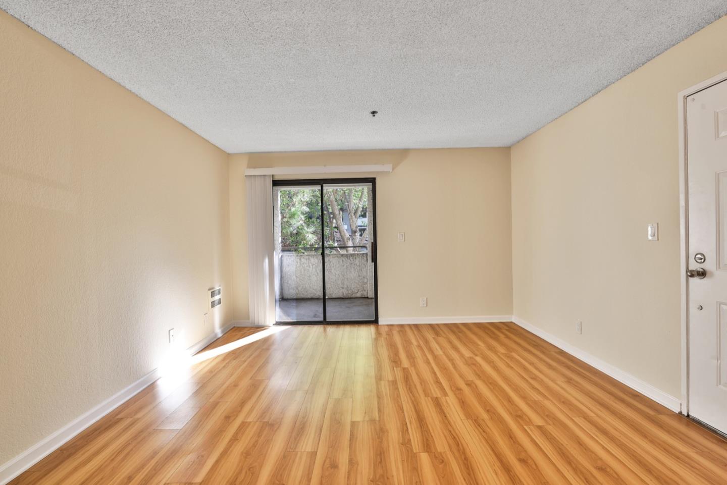 Detail Gallery Image 15 of 24 For 880 E Fremont Ave #304,  Sunnyvale,  CA 94087 - 1 Beds | 1 Baths