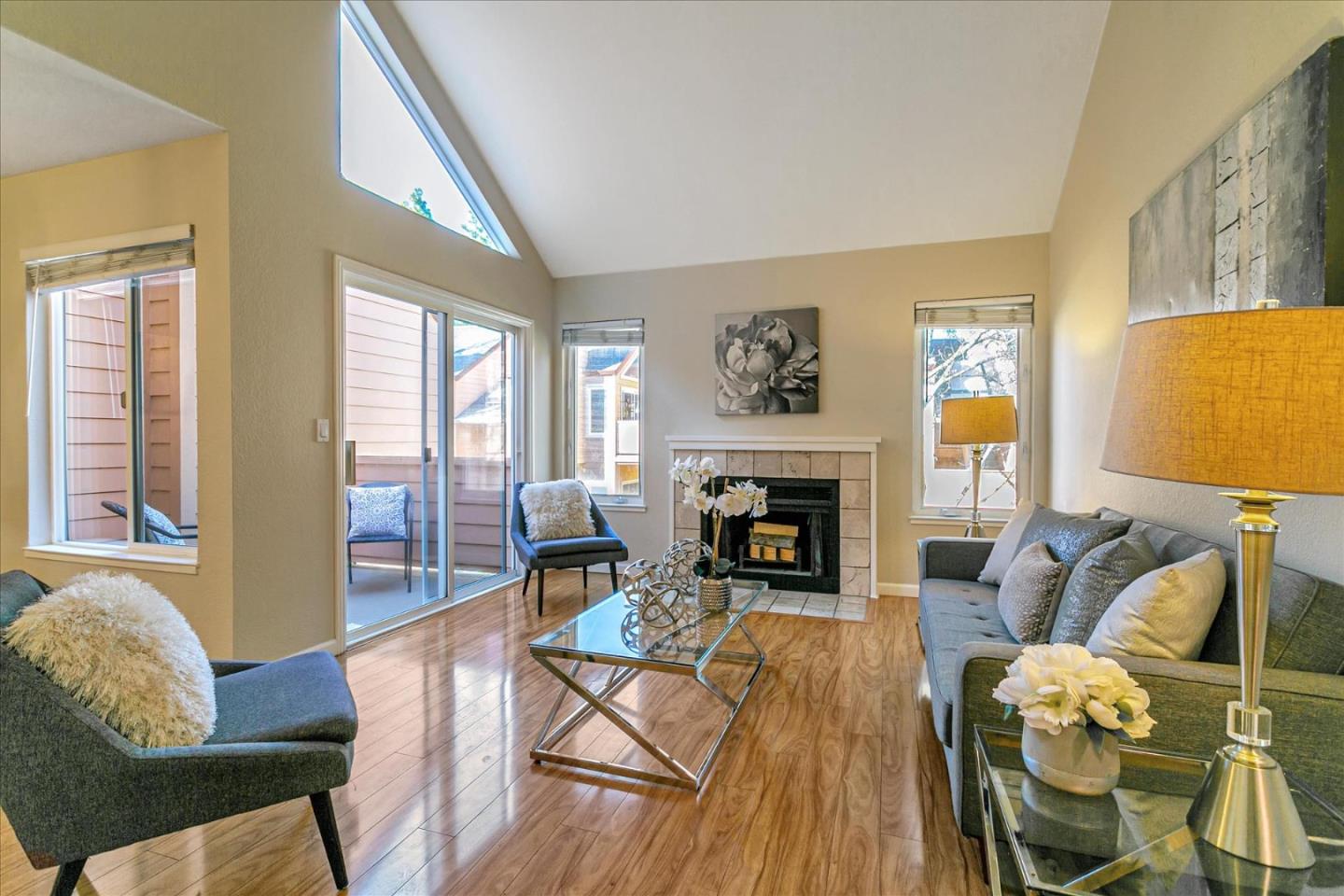 Detail Gallery Image 2 of 25 For 259 Sumba Ct, San Jose,  CA 95123 - 3 Beds | 2 Baths