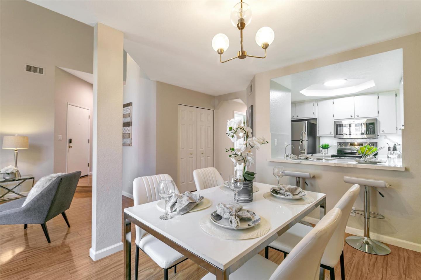 Detail Gallery Image 5 of 25 For 259 Sumba Ct, San Jose,  CA 95123 - 3 Beds | 2 Baths
