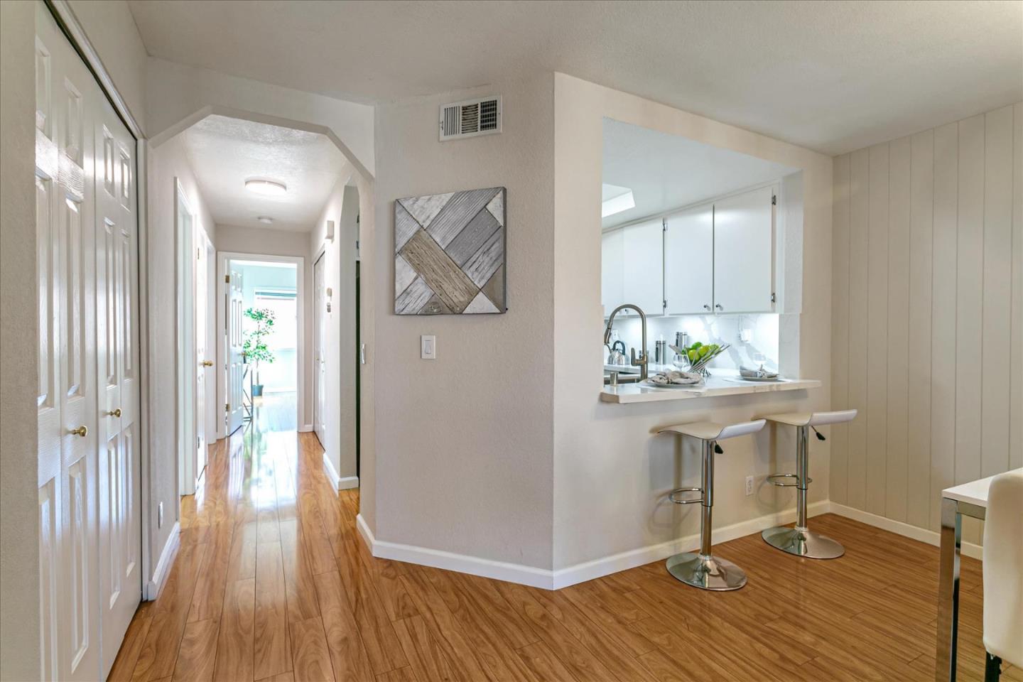Detail Gallery Image 7 of 25 For 259 Sumba Ct, San Jose,  CA 95123 - 3 Beds | 2 Baths