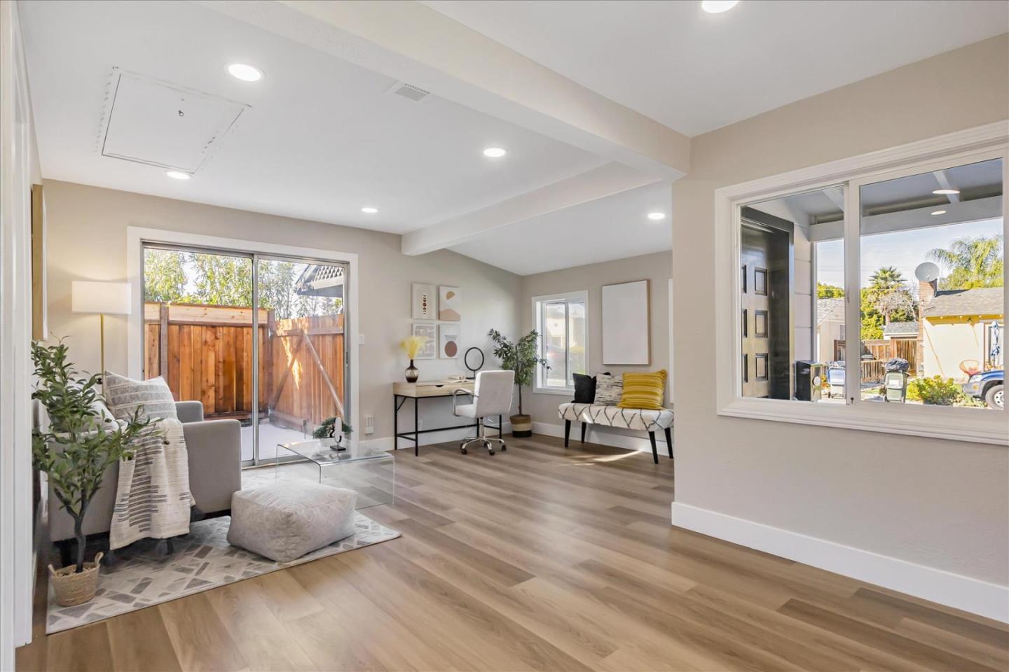 Detail Gallery Image 17 of 61 For 1472 Burrell Ct, San Jose,  CA 95126 - 2 Beds | 2 Baths