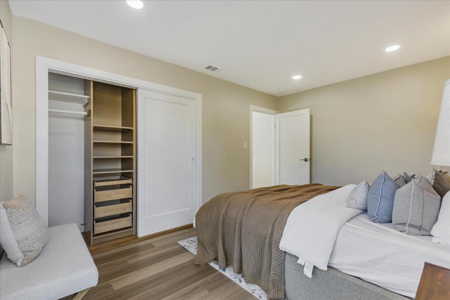 Detail Gallery Image 26 of 61 For 1472 Burrell Ct, San Jose,  CA 95126 - 2 Beds | 2 Baths