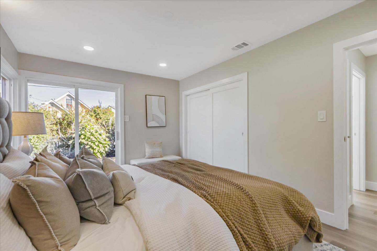 Detail Gallery Image 27 of 61 For 1472 Burrell Ct, San Jose,  CA 95126 - 2 Beds | 2 Baths