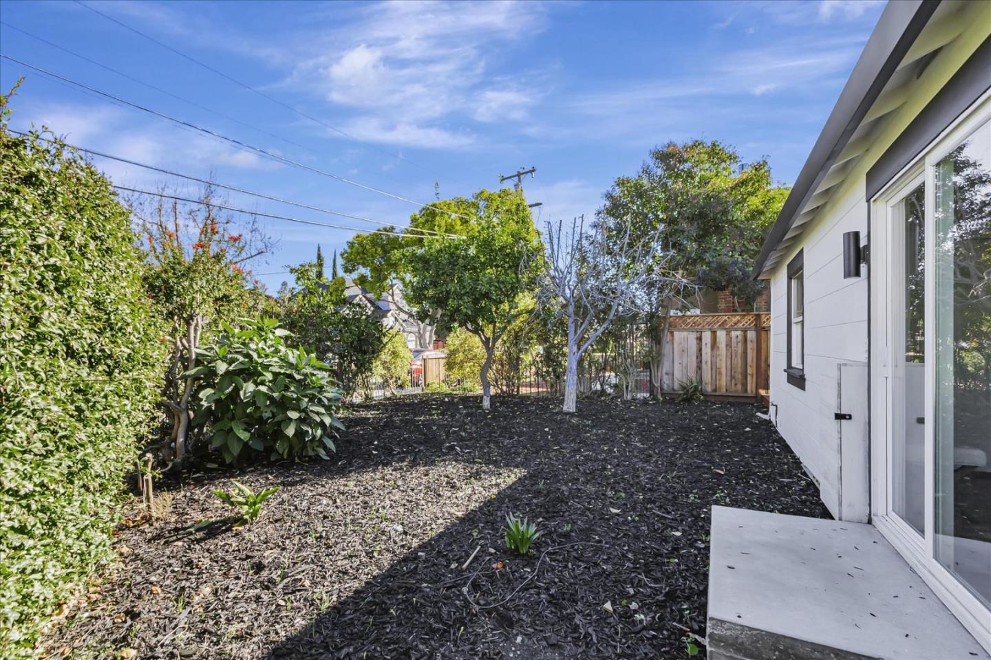 Detail Gallery Image 41 of 61 For 1472 Burrell Ct, San Jose,  CA 95126 - 2 Beds | 2 Baths